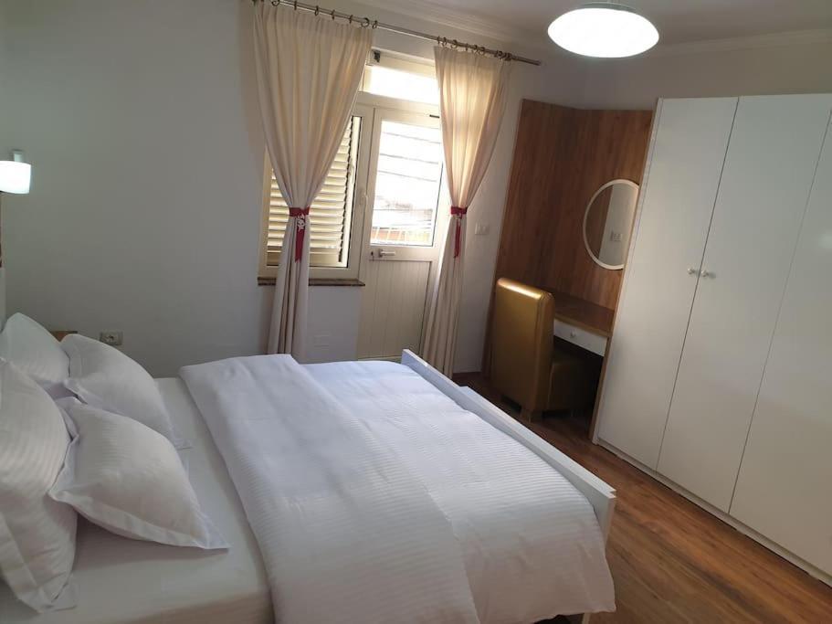 Shkodra 27 Center House Villa Exterior photo