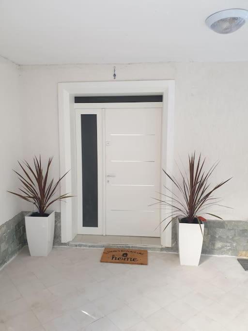 Shkodra 27 Center House Villa Exterior photo